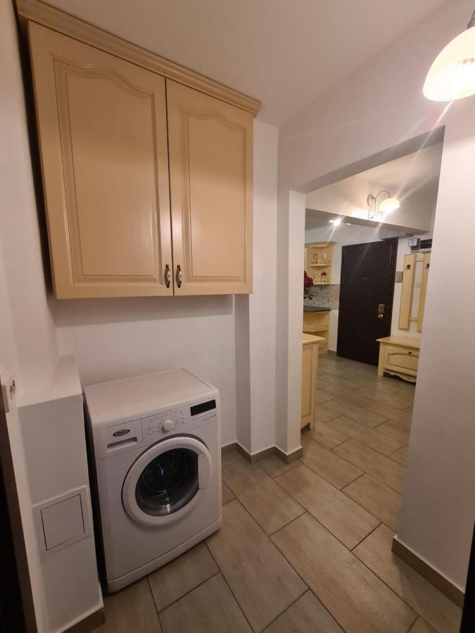 Clasic Apartment Nufarul Oradea Buitenkant foto